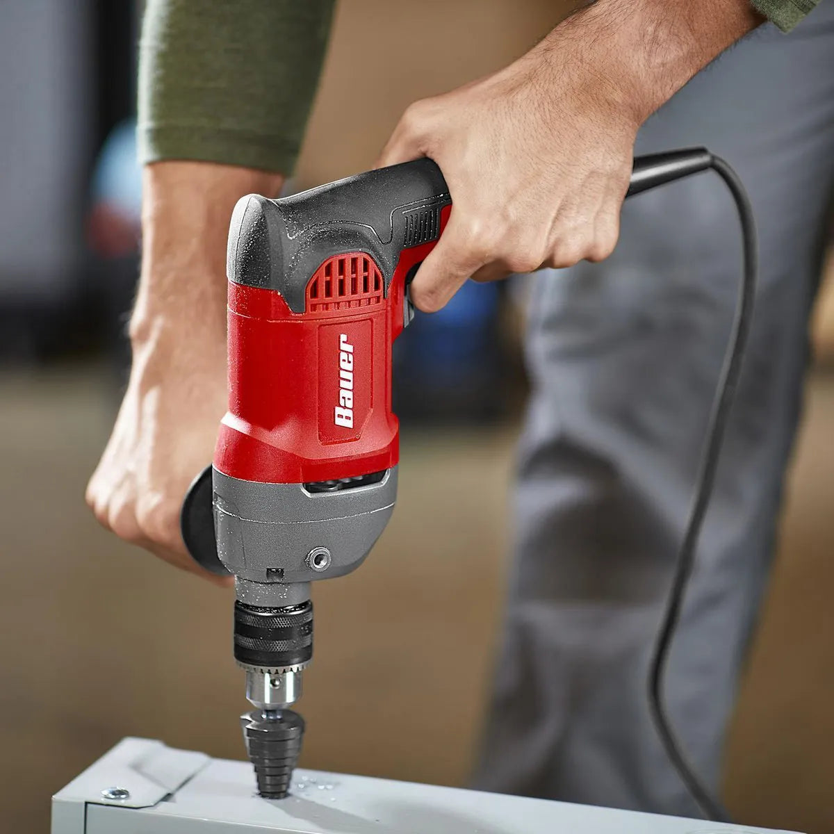 Taladro de 6,3 A y 1/2 pulg. (Bauer)