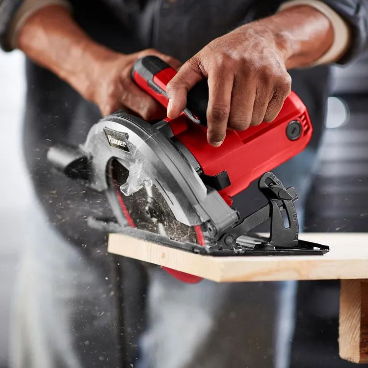 Sierra Circular De 7-1/4" 14A (Bauer)